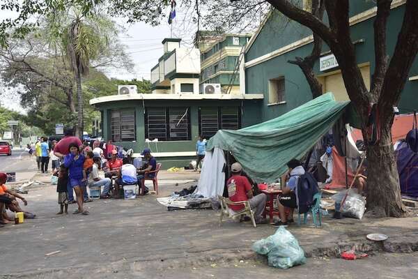 Vecinos de Las Mercedes denuncian aumento de inseguridad y exigen acción de autoridades - Nacionales - ABC Color