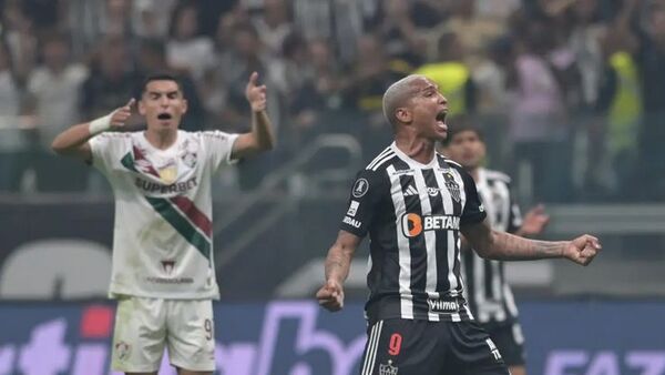 El Mineiro derrumba a un ultradefensivo ‘Flu’ y avanza a ‘semis’ de la Libertadores
