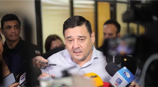 Aparecen más pedidos de Buzarquis y ya se habla de pérdida de investidura