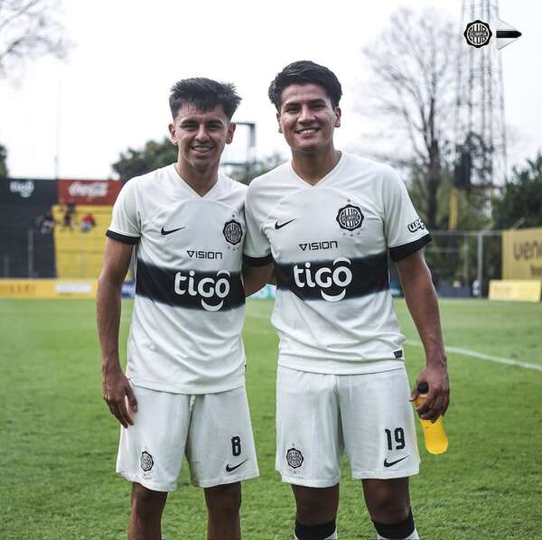 Olimpia lidera con tres escoltas en la Reserva - Fútbol - ABC Color
