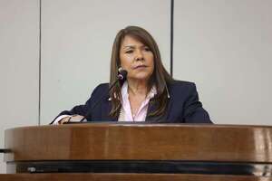 Se compran votos con bienes del Estado, denuncia Celeste Amarilla - Política - ABC Color