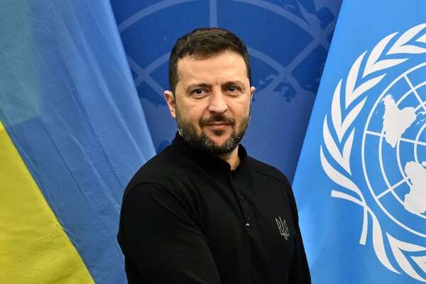Zelenski agradece a Biden los 7.900 millones de dólares en ayuda militar adicional - Mundo - ABC Color