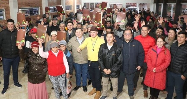 Entregarán 212 títulos de propiedad a pobladores de varias comunidades de Caaguazú - .::Agencia IP::.