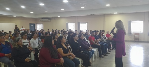 Impulsan capacitación sobre atención gerontológica en Encarnación