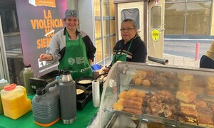 Fomentan el empoderamiento femenino a través de la feria “Manos de Mujeres-Kuñanguera Rembiapo” - .::Agencia IP::.