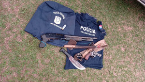 Dos heridos en enfrentamiento entre policías y supuestos delincuentes - Noticiero Paraguay