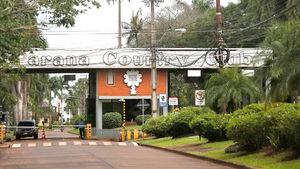 Desconocidos roban joyas y dinero de una casa en el Paraná Country Club - La Clave