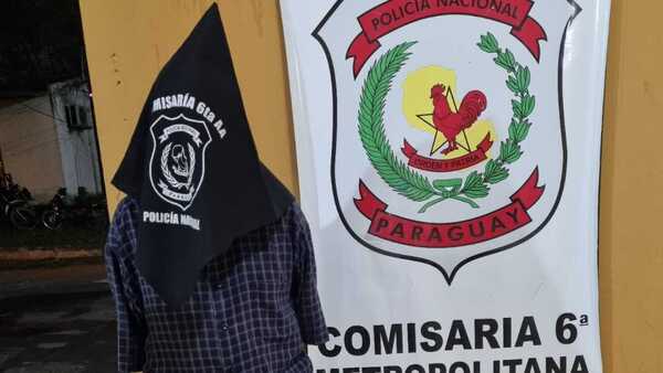 Abuelo se equivocó de pieza y entró desnudo al departamento de su vecina