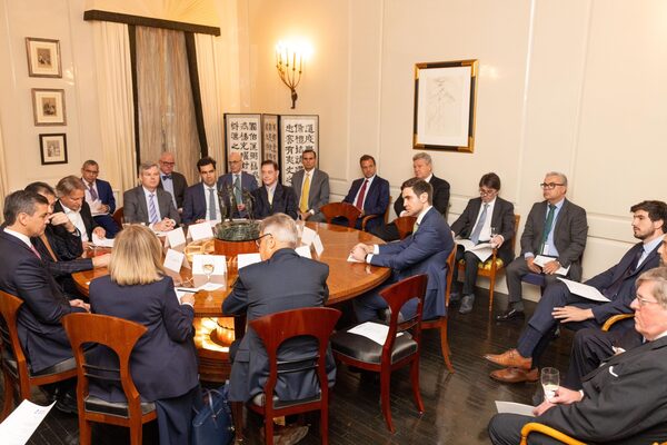 Peña ratifica compromiso con la democracia y el desarrollo económico ante organización Global Americans - .::Agencia IP::.