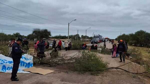 Video: Beber agua con barro, la dura realidad de comunidades indígenas en el Chaco