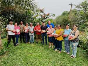 Cambyretá entrega semillas a 242 familias para impulsar la producción local