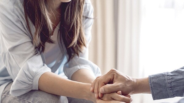 “Fui su paño de lágrimas cuando le dejó su novia y ahora anda detrás de mí”