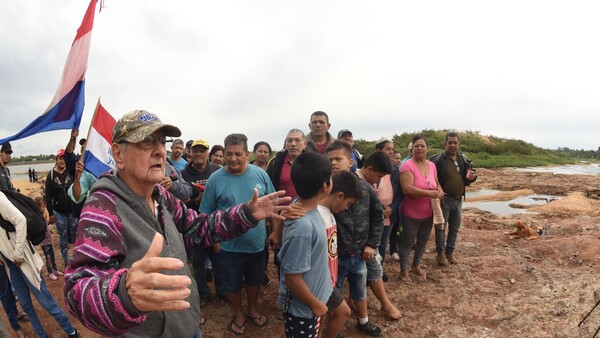 Pescadores desesperados por bajante del río Paraguay esperan respuesta del Gobierno
