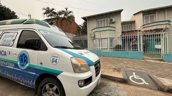 Clausuran clínica del primo del senador Buzarquis por presuntas irregularidades