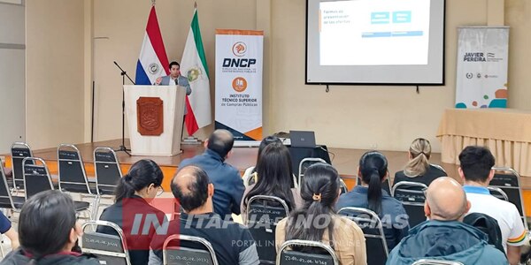 CAPACITAN A AUTORIDADES EN "GOBERNANZA EFECTIVA" PARA OPTIMIZAR LA GESTIÓN PÚBLICA EN ITAPÚA - Itapúa Noticias