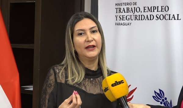 “Estabilidad no se eliminará”, reitera ministra Recalde tras reunión con abogados laboralistas - Economía - ABC Color