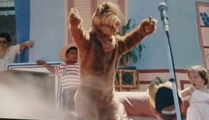 Recordaron en el “TF Stream” cuando los falsos Alf y el Topo Gigio vinieron a Paraguay - Teleshow