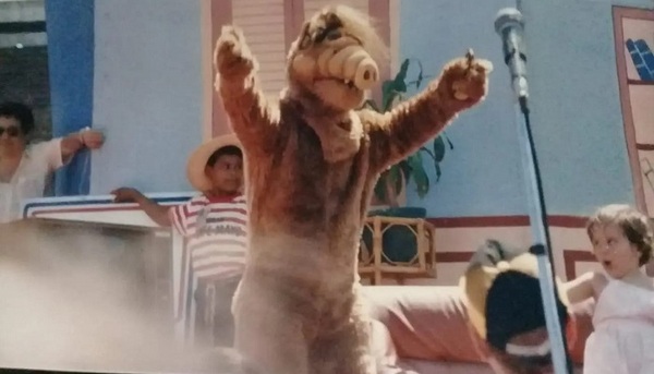 Recordaron en el “TF Stream” cuando los falsos Alf y el Topo Gigio vinieron a Paraguay - Teleshow
