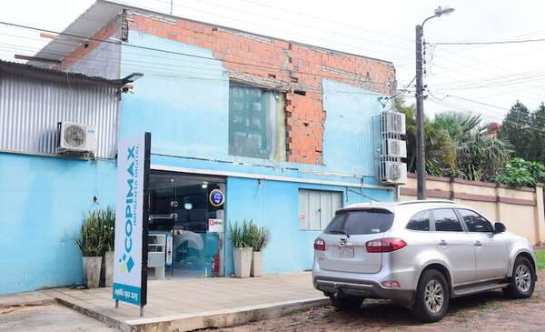 Video: Petropar hasta le hizo una publicidad gratuita a empresa que sería de maletín  - Economía - ABC Color