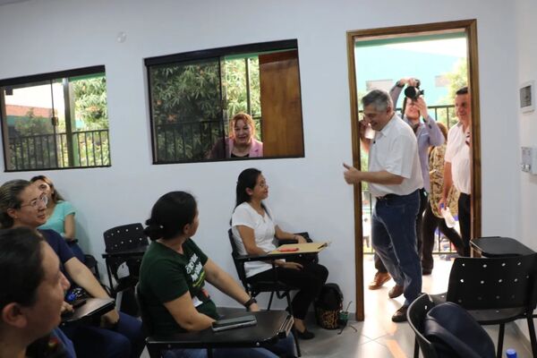 Más de 10.000 docentes participan de concurso para conformar Banco de Datos de Educadores Elegibles - .::Agencia IP::.