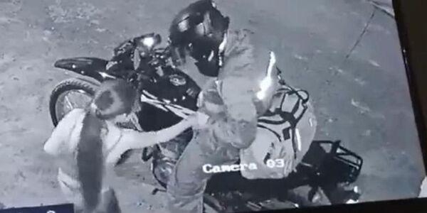 Detención de un motociclista por sospecha de abuso sexual infantil