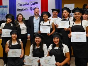 El SNPP formó más de 400 nuevos profesionales en las áreas de mayor demanda del sector productivo, en Guairá • PARAGUAY TV