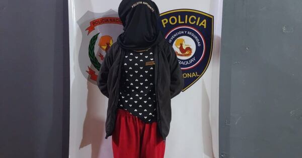 Diario HOY | Mujer es detenida tras atacar con un hacha a su pareja por celos