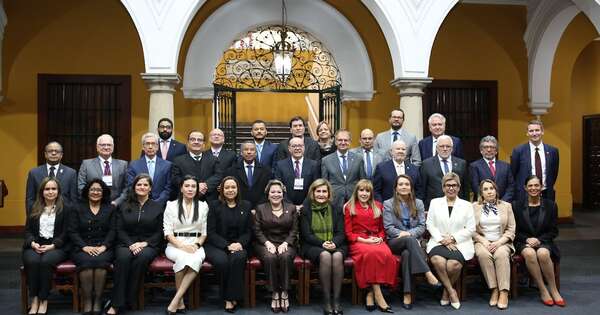 La Nación / Ministros de la Corte acudieron a la conferencia de jueces constitucionales de América Latina