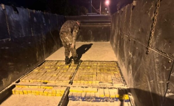 Aprehensión e incautación de gran cantidad de marihuana en el Este