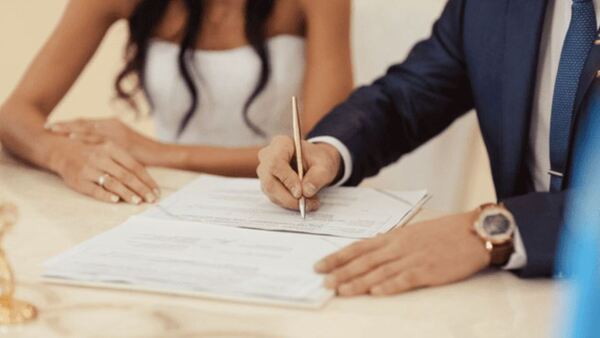 Hay un boom de tortolitos que se casan con la separación de bienes