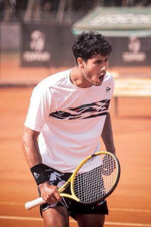 Dani Vallejo sigue su marcha triunfal y ya está en semifinal en Chile