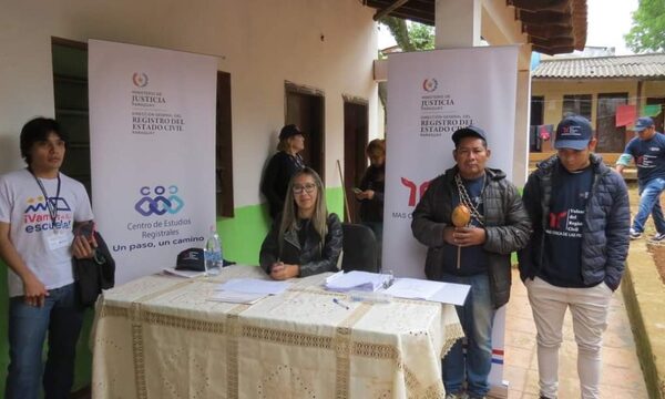 Buscan facilitar documentación de familiares originarias