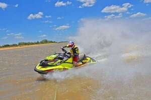 Hernandarias recibe a competencia de moto ski - ABC Motor 360 - ABC Color