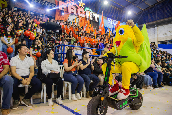 Gran inauguración de la Copa UNC 2024: más de 5,000 personas celebraron el evento universitario más esperado del norte