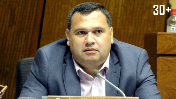 Senador Maidana sobre Buzarquis: “se está analizando para poder impulsar una pérdida de investidura” - trece
