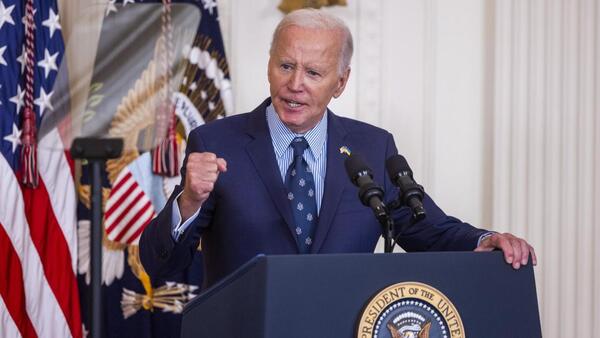 Biden pide al Pentágono evaluar sus fuerzas en Oriente Medio para evitar una escalada