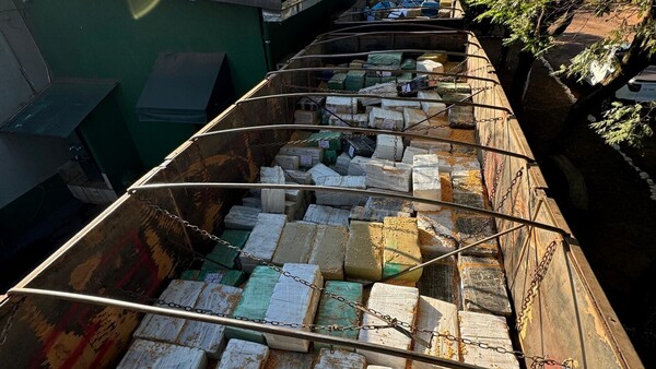 Policía Rodoviaria Federal de Brasil realiza la mayor incautación de marihuana araguaya