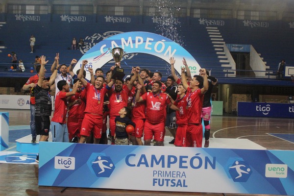 Fernando de la Mora sube a Premium con título de la primera división de futsal FIFA