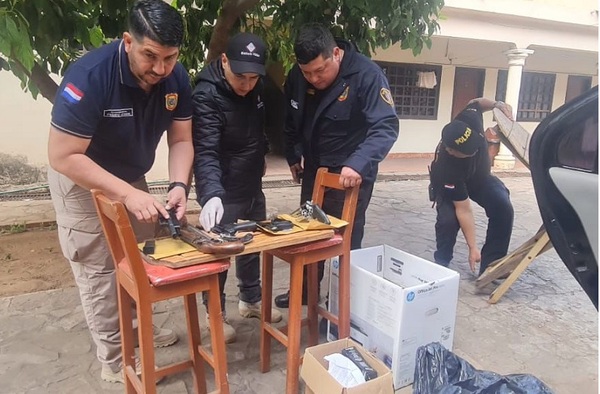 Hallan un arsenal tras operativo por casos de usura en San Lorenzo