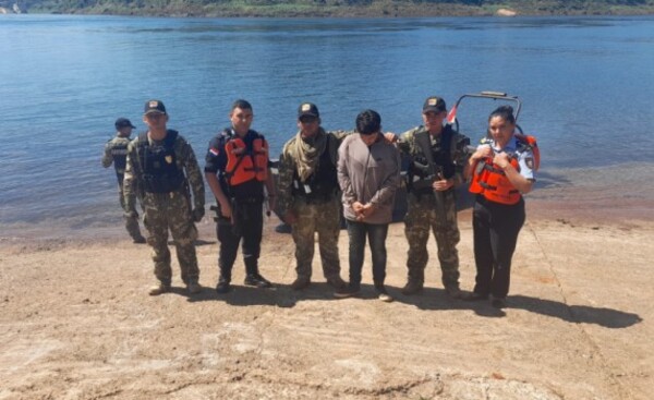 Expulsan a argentino buscado por robo en su país