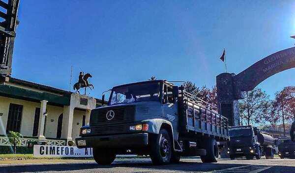 Agua para el Chaco: la SEN y el Ministerio de Defensa llevan 270.000 litros - Nacionales - ABC Color