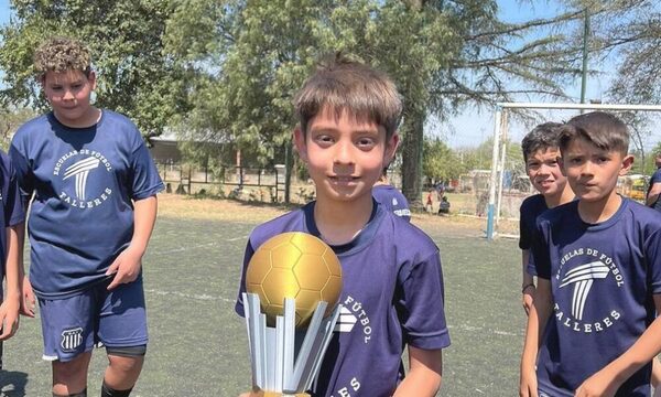 ¡La felicidad de Dahiana Bresanovich! ¡”Nachín” salió campeón!
