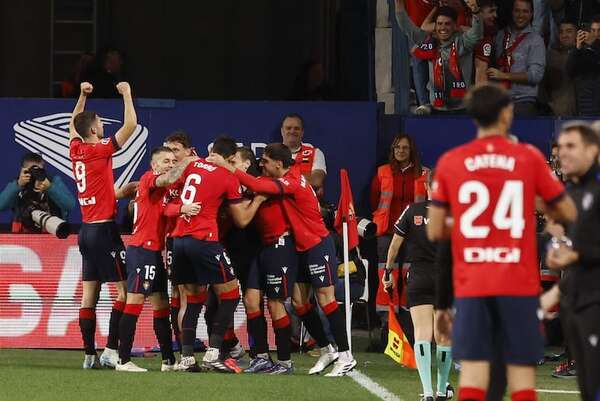 El Barcelona sucumbe en El Sadar - Fútbol Internacional - ABC Color
