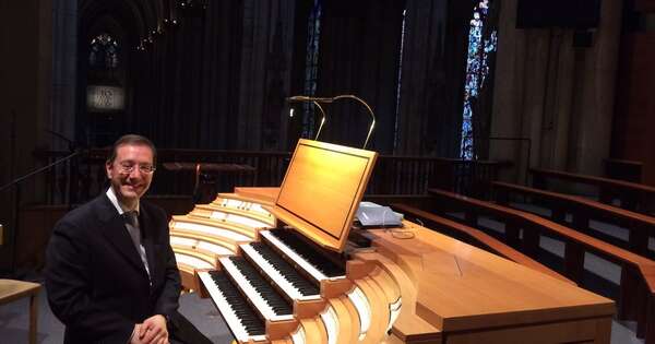 La Nación / Gianluca Libertucci, organista del Vaticano, ofrece concierto en Asunción