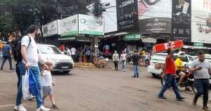 La Nación / Ciudad del Este vuelve a atraer a turistas argentinos ante precios competitivos en electrónica