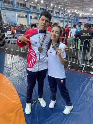 Paraguay se llevó tres medallas del sudamericano de lucha olímpica de Rio de Janeiro - .::Agencia IP::.