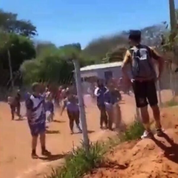 Versus / De nuevo la violencia es noticia en torneo de escuelas de fútbol