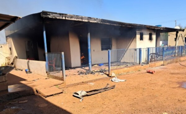 Incendio de vivienda causa cuantiosos daños materiales