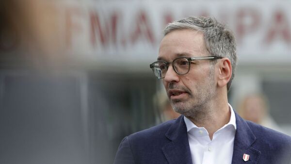 Según los sondeos a boca de urna, la derecha gana por primera vez las elecciones en Austria