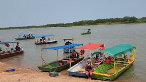 Paseos a Chaco’i en canoas, la nueva tendencia dominguera en Concepción